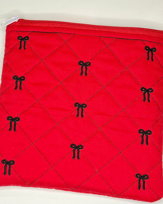 Quilted Bow Zipper Bag