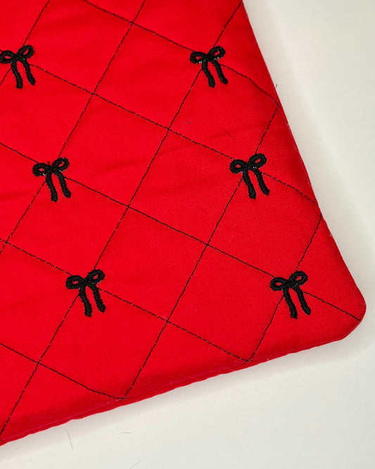 Quilted Bow Zipper Bag